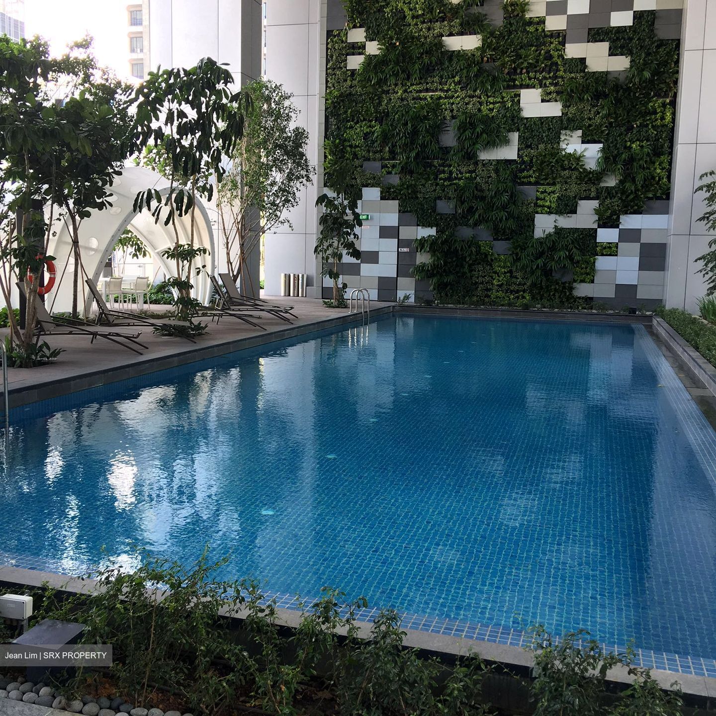 Sbf Center (D1), Office #488928461